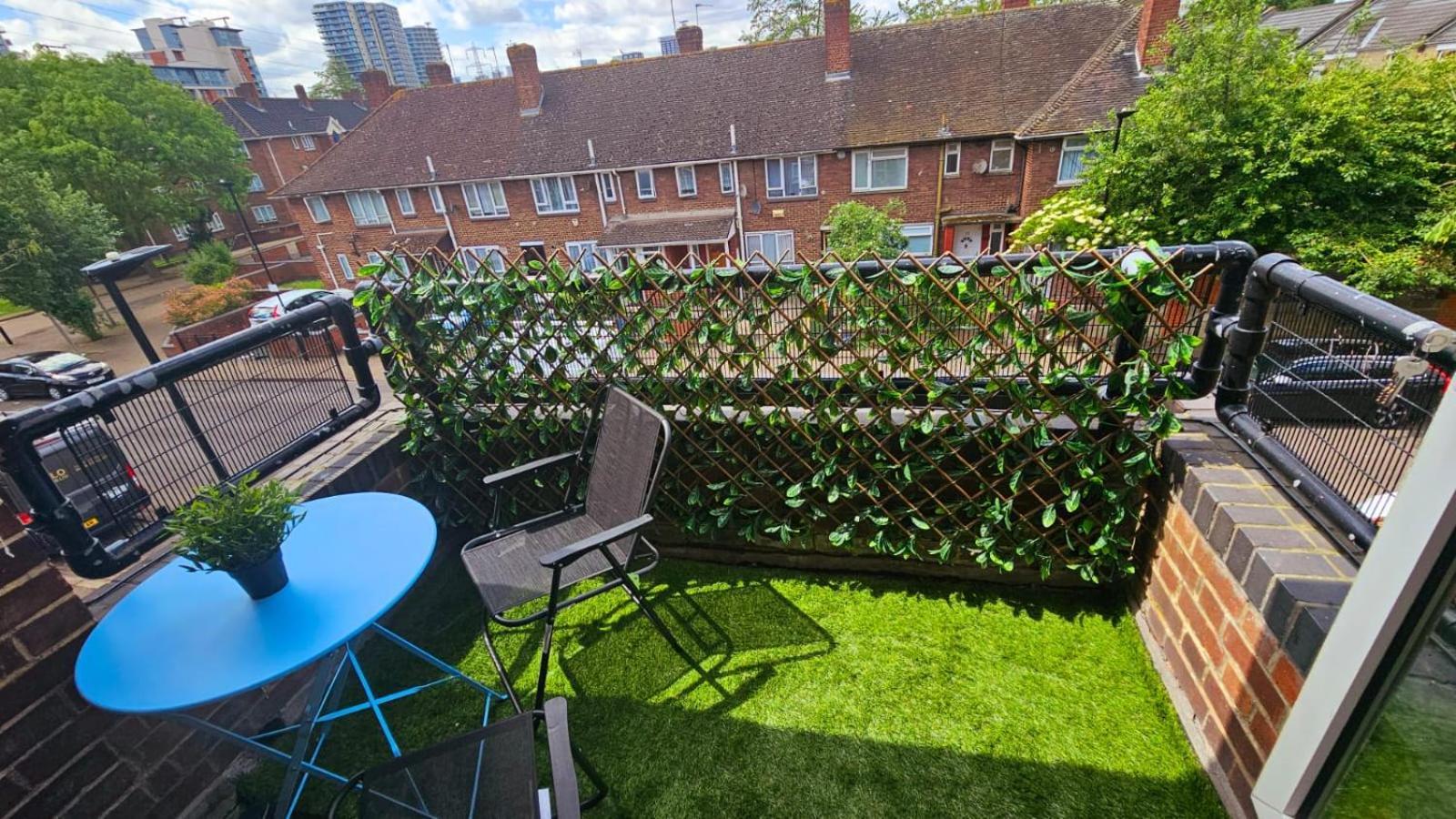 Excel O2 Stunning Large 3 Bedroom Apartment With Balcony London Eksteriør billede